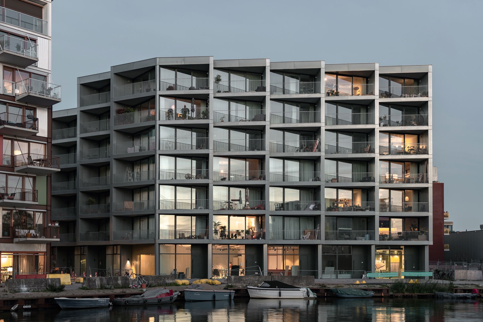 C14 by Studioninedots. Photography by Sebastian van Damme.