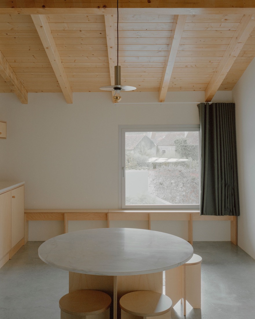 Gago Green House by Bruno Dias Arquitectura. Photograph by Hugo Santos Silva. 