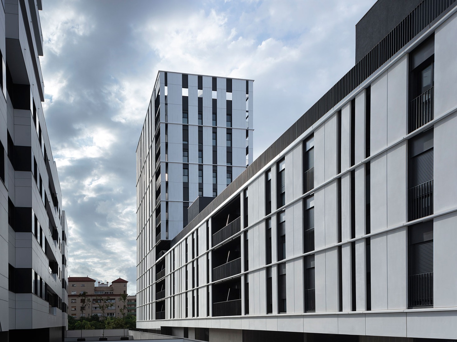 Torre residencial Bagaria por Bxd arquitectura. Fotografía por Aleix Bagué.