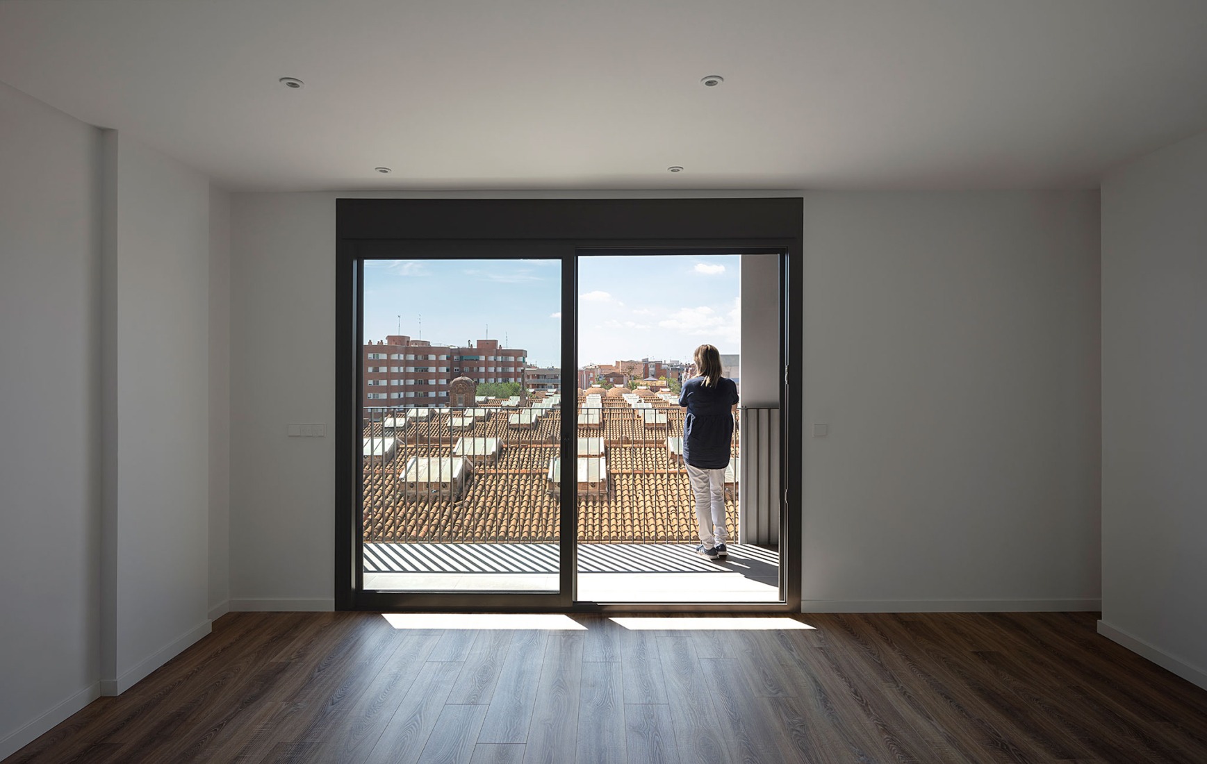 Torre residencial Bagaria por Bxd arquitectura. Fotografía por Aleix Bagué.