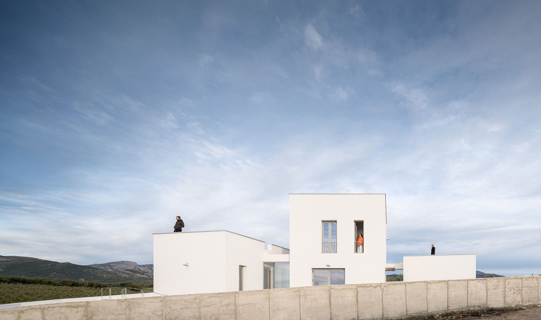 Accordion House by FORarquitectura. Photograph by Juanca Lagares.