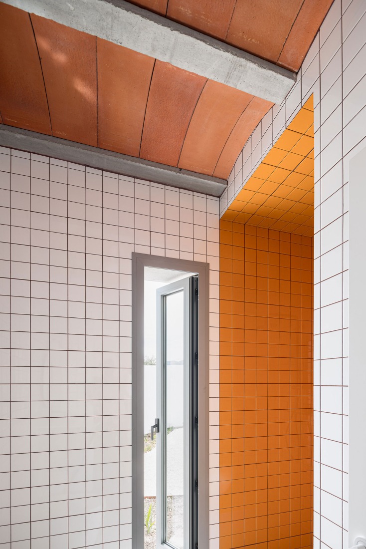 Accordion House by FORarquitectura. Photograph by Juanca Lagares.