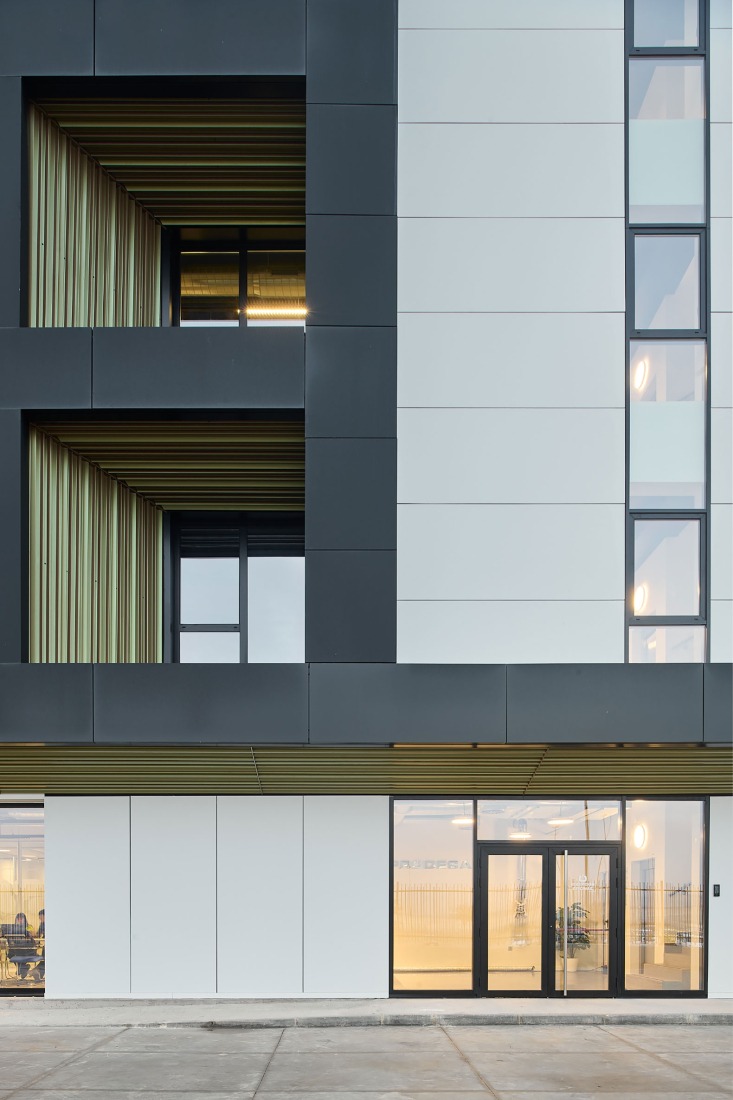 Sede Central de Prodesa por Serrano Arquitectura. Fotografía por Iñaki Bergera.