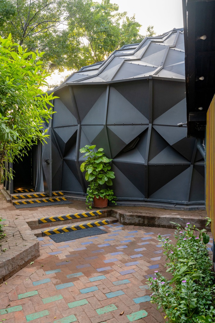 Darwin Bucky by andblack design studio. Photograph by Vinay Panjwani.