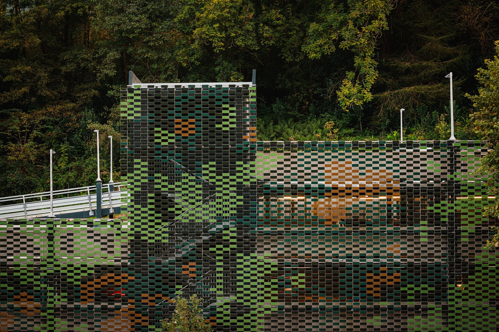 Parking building in Errenteria by VAUMM. Photograph by Aitor Estévez.