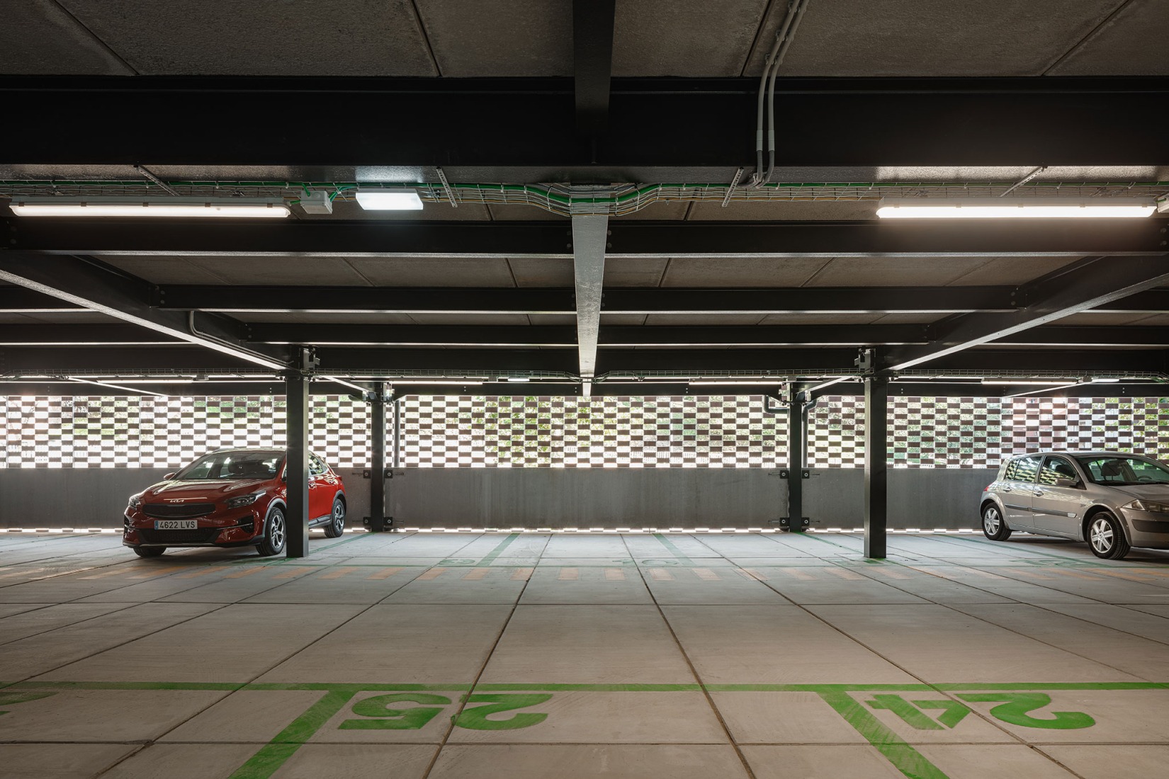 Parking building in Errenteria by VAUMM. Photograph by Aitor Estévez.