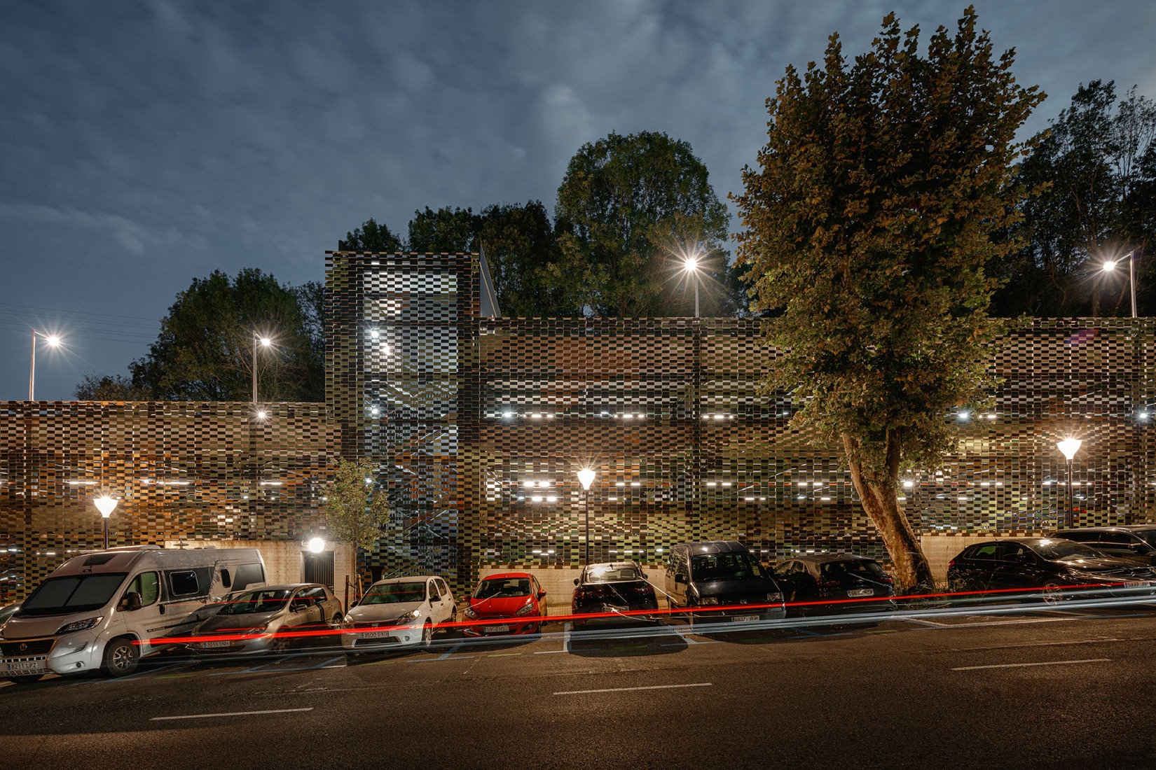 Parking building in Errenteria by VAUMM. Photograph by Aitor Estévez.