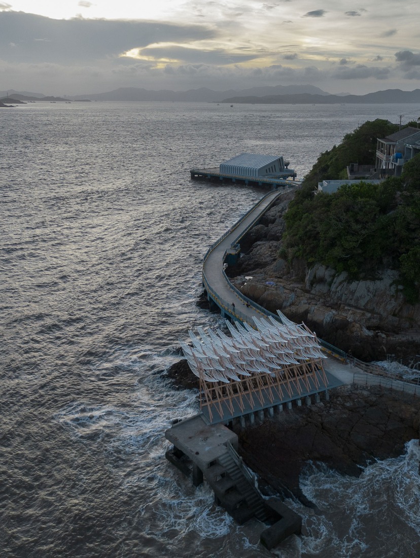 El pabellón junto al mar por GN Architects. Fotografía por Liang Wenjun.