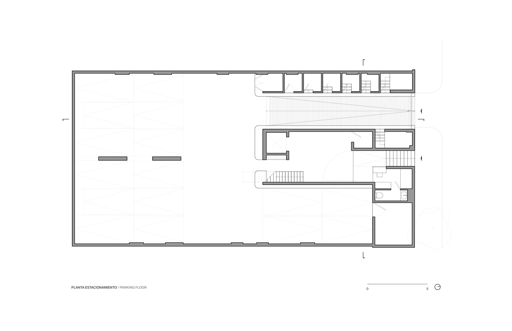 Plano de planta de parking. Antonio Maceo 8 por Taller Héctor Barroso.