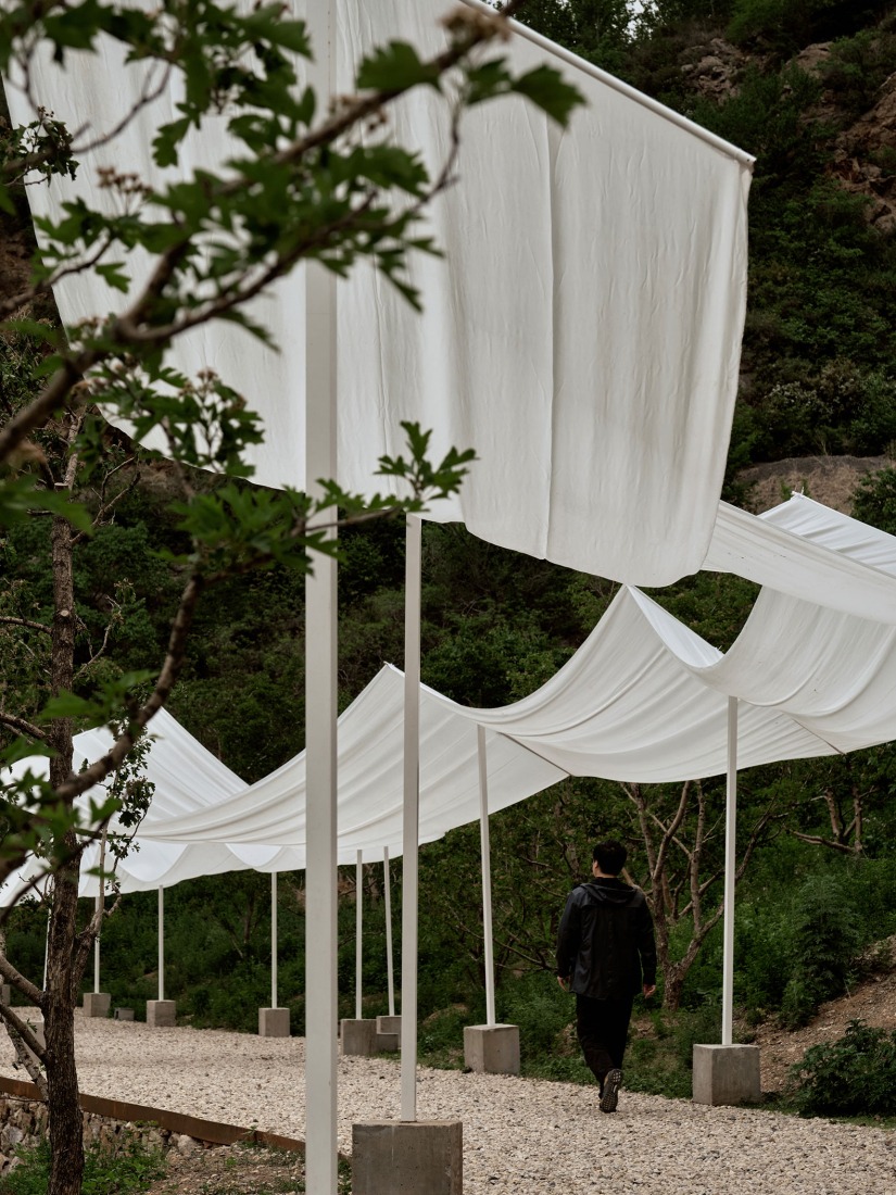 The Fan by Team_BLDG. Photograph by Jonathan Leijonhufvud.