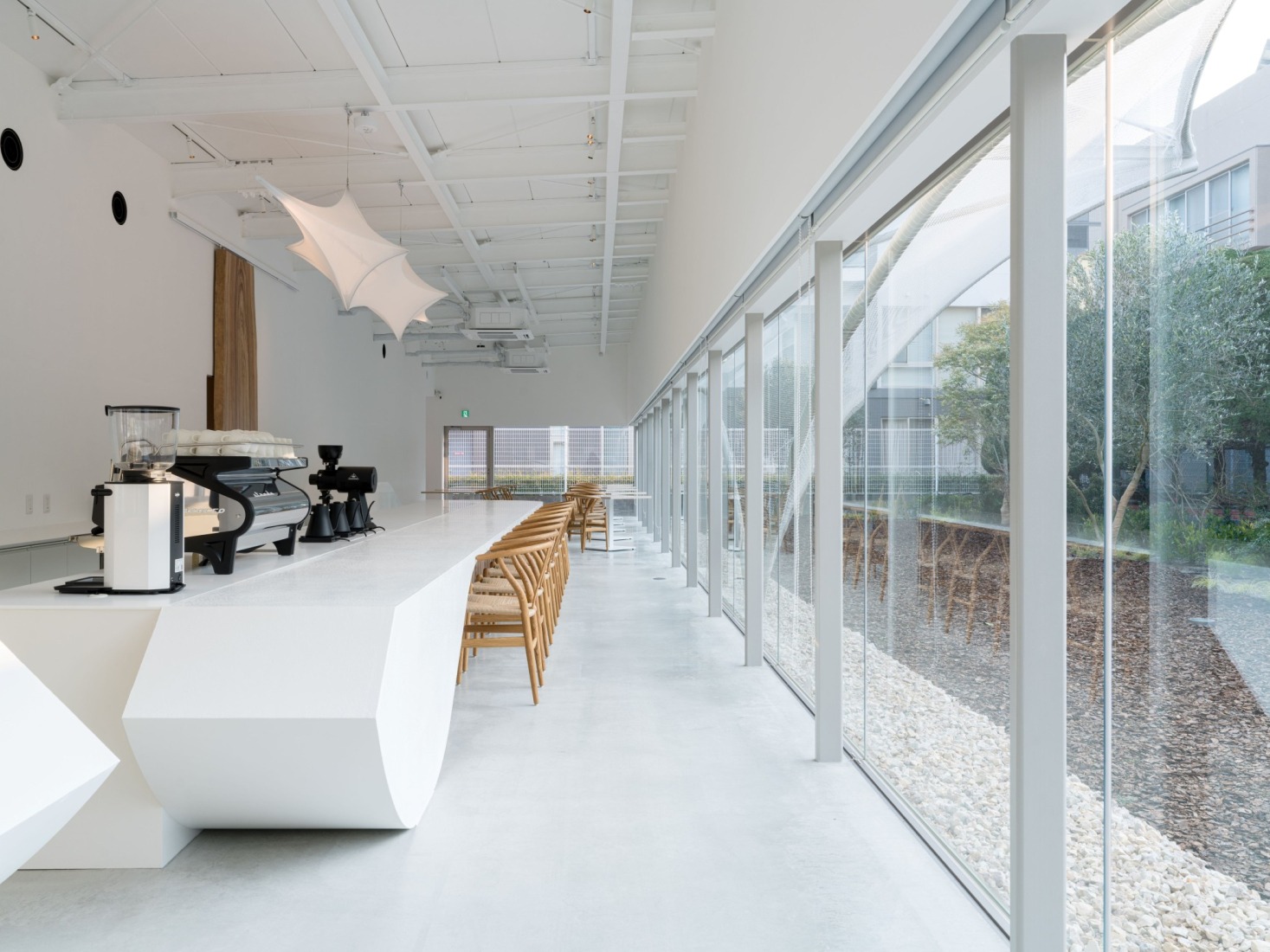 Cs Somme Café by Kengo Kuma. Photograph by Katsumasa Tanaka.