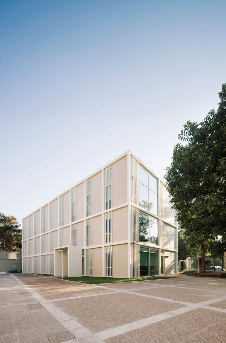 Turia Campus, Universidad Europea by Ramón Esteve Estudio. Photograph by Alfonso Calza.