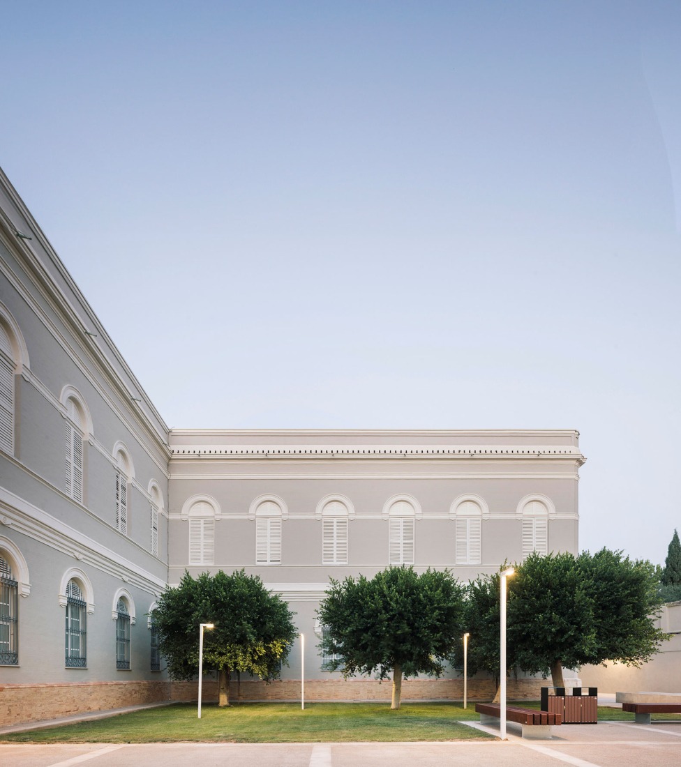 Turia Campus, Universidad Europea by Ramón Esteve Estudio. Photograph by Alfonso Calza.