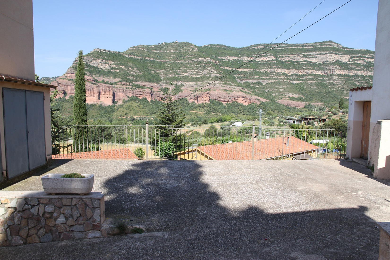 Previous state. Riells square by Comas-Pont arquitectes.