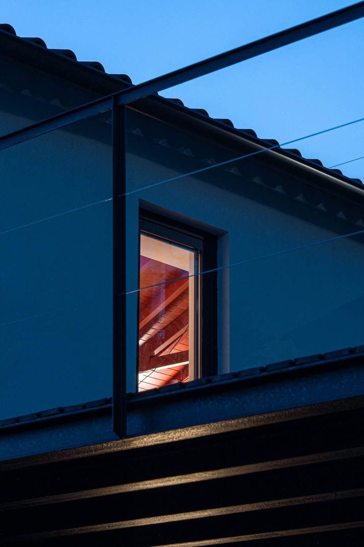 Casa do Castanheiro por Luppa Arquitectos. Fotografía por Ivo Tavares Studio.