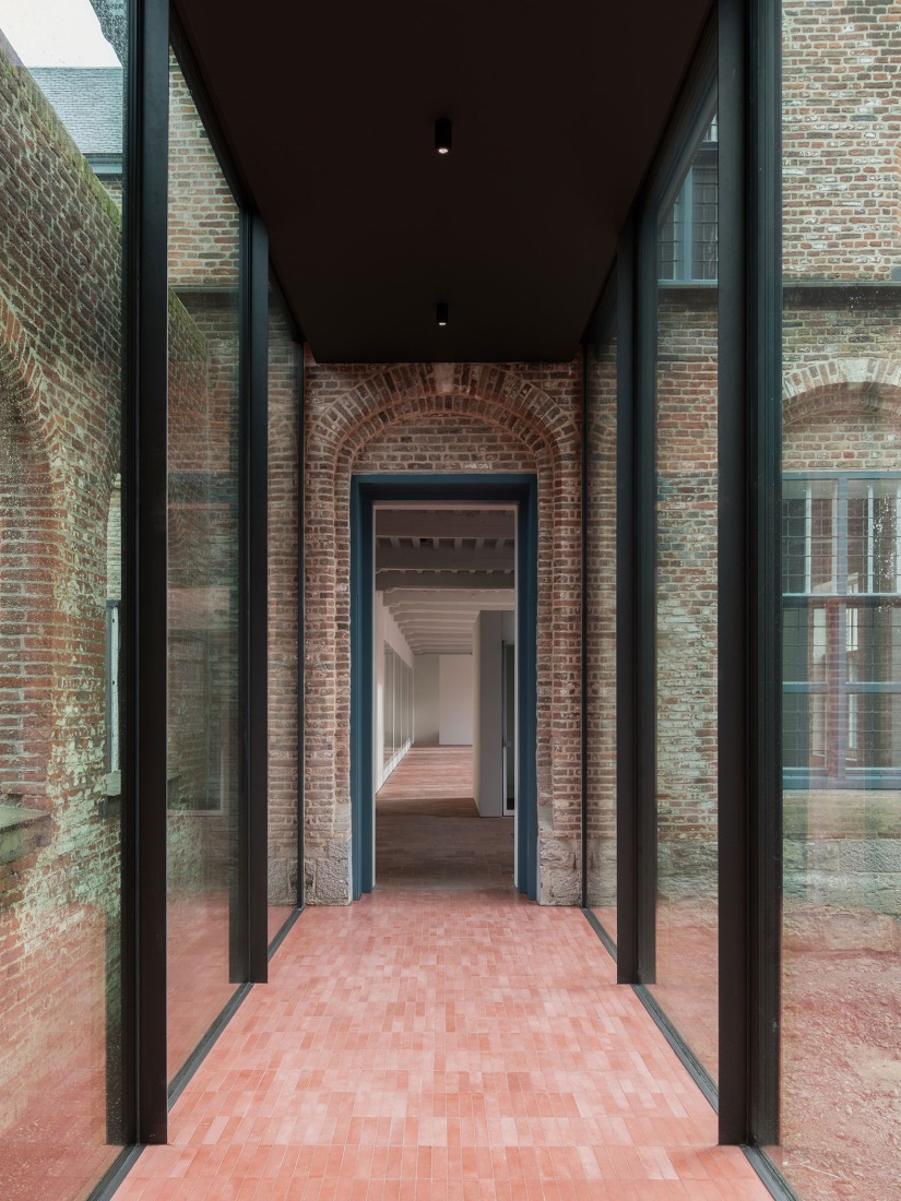 New museum of visual arts Abby Kortrijk by Barozzi Veiga + Tab Architects. Photograph by Simone Marcolin.