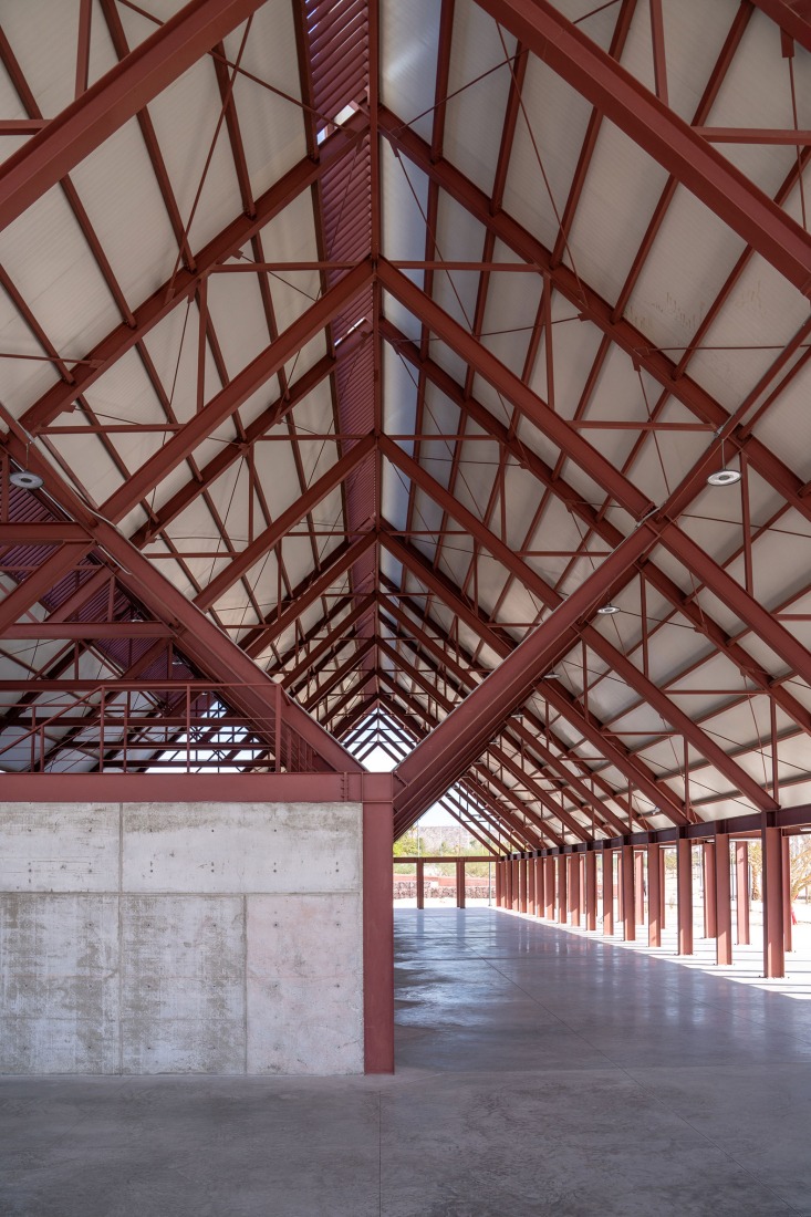 Sports Complex La Paz by CCA. Photograph by Jaime Navarro, courtesy of de Centro de Colaboración Arquitectónica (CCA).