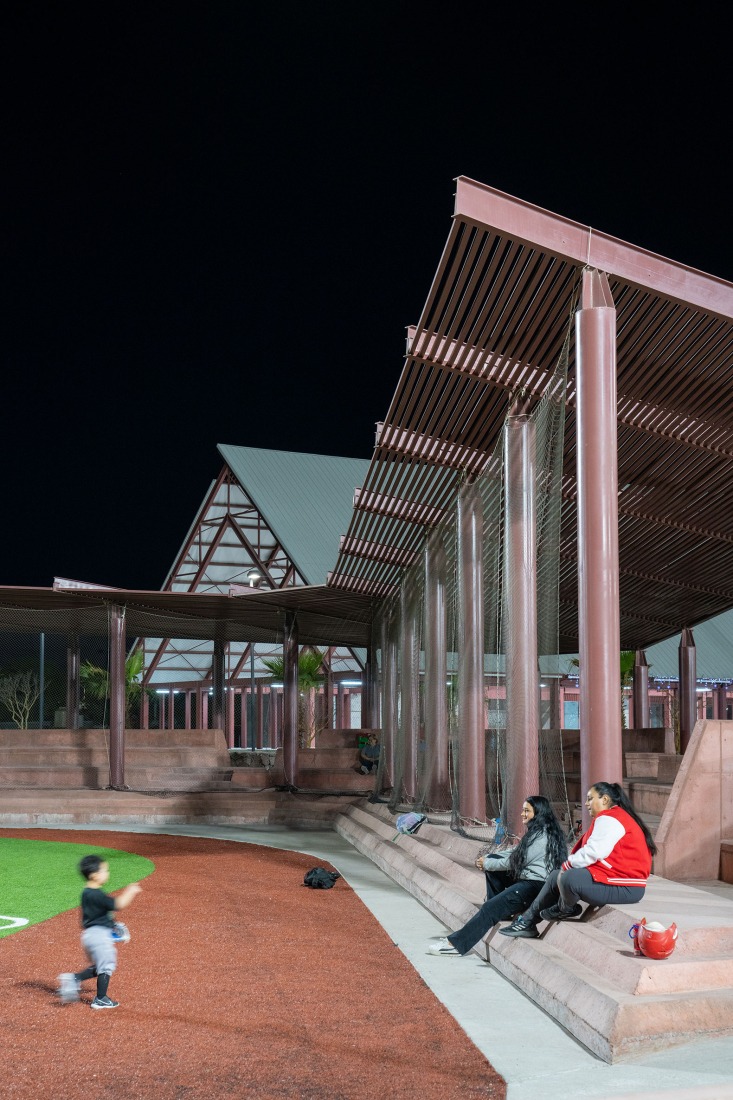 Sports Complex La Paz by CCA. Photograph by Jaime Navarro, courtesy of de Centro de Colaboración Arquitectónica (CCA).