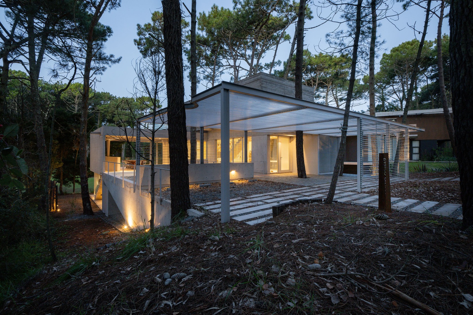 Choique House by Estudio Galera Arquitectura. Photograph by Diego Medina.