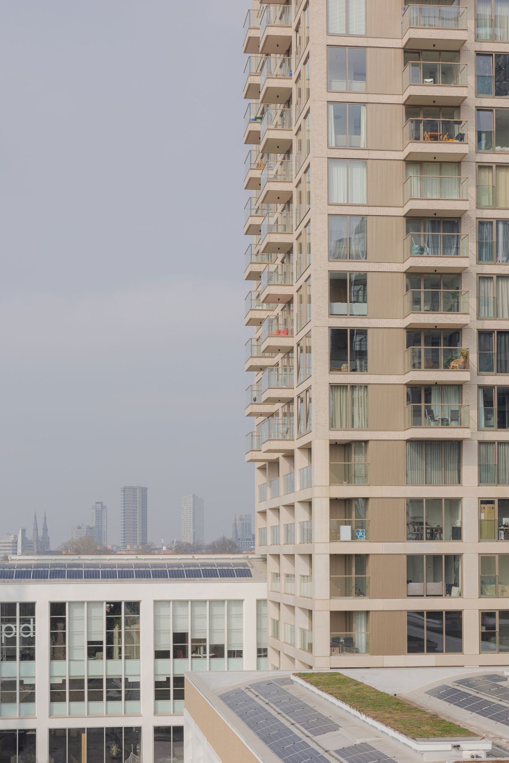 FRESH por KAAN Architecten. Fotografía por Sebastian van Damme.