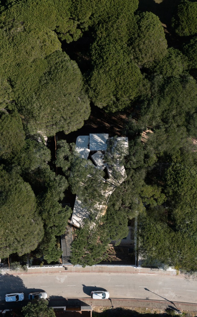 Casa Pinola por Lisabesur Arquitectos. Fotografía por Jesús Granada.