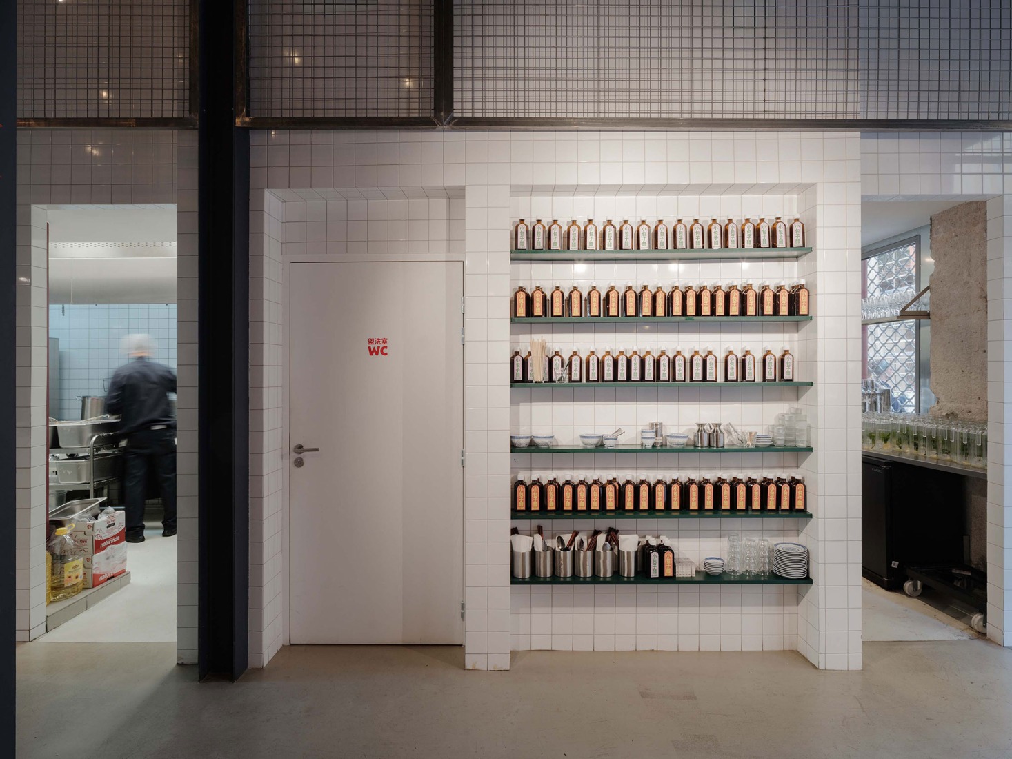 The Alleyway, Gros Bao Marseille by Neri&Hu. Photograph by Pedro Pegenaute.