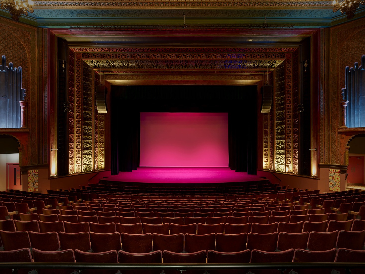 960-seat Soho Theatre Walthamstow by Pilbrow & Partners. Photograph by David Levene.