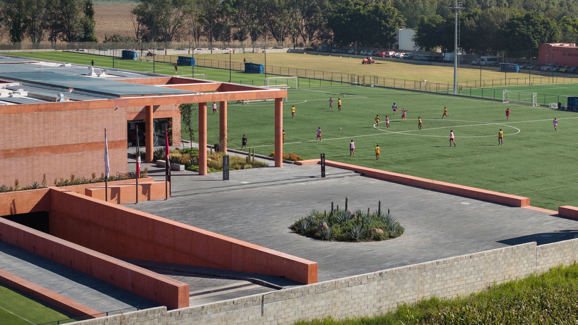 Atlas Football Academy by Sordo Madaleno. Photograph by Oscar Caballero.
