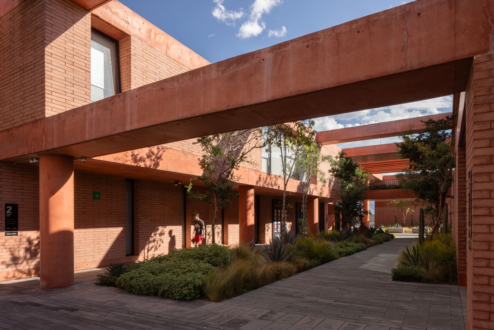 Atlas Football Academy by Sordo Madaleno. Photograph by Oscar Caballero.