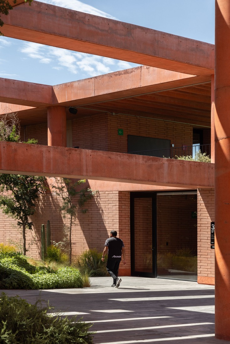 Atlas Football Academy by Sordo Madaleno. Photograph by Oscar Caballero.