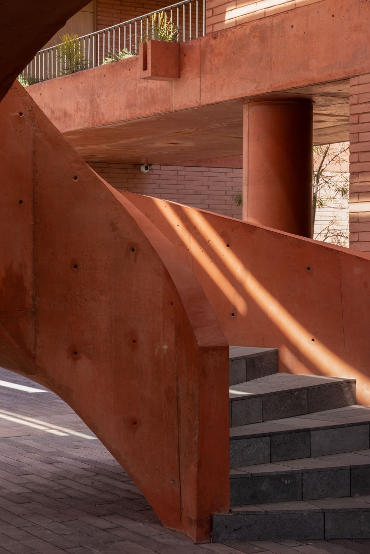 Atlas Football Academy by Sordo Madaleno. Photograph by Oscar Caballero.