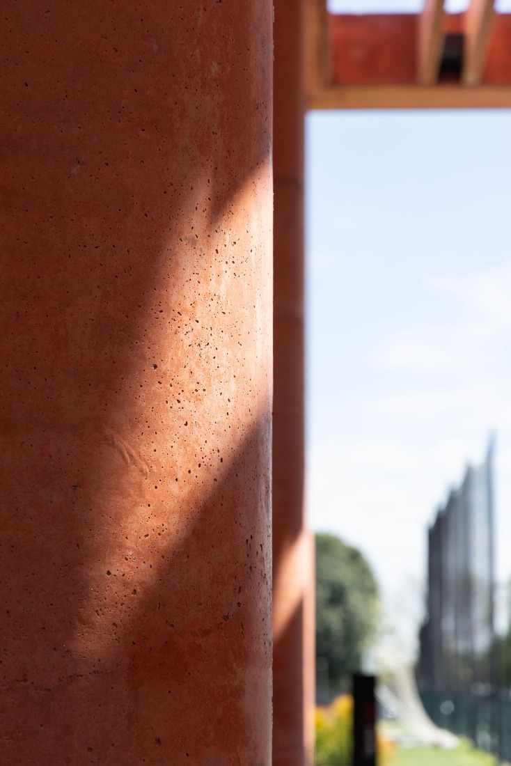 Atlas Football Academy by Sordo Madaleno. Photograph by Oscar Caballero.