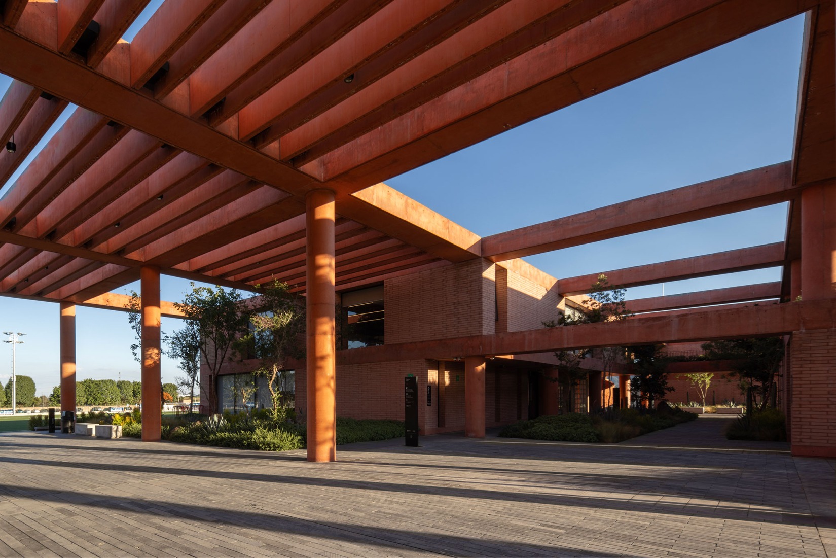 Atlas Football Academy by Sordo Madaleno. Photograph by Oscar Caballero.