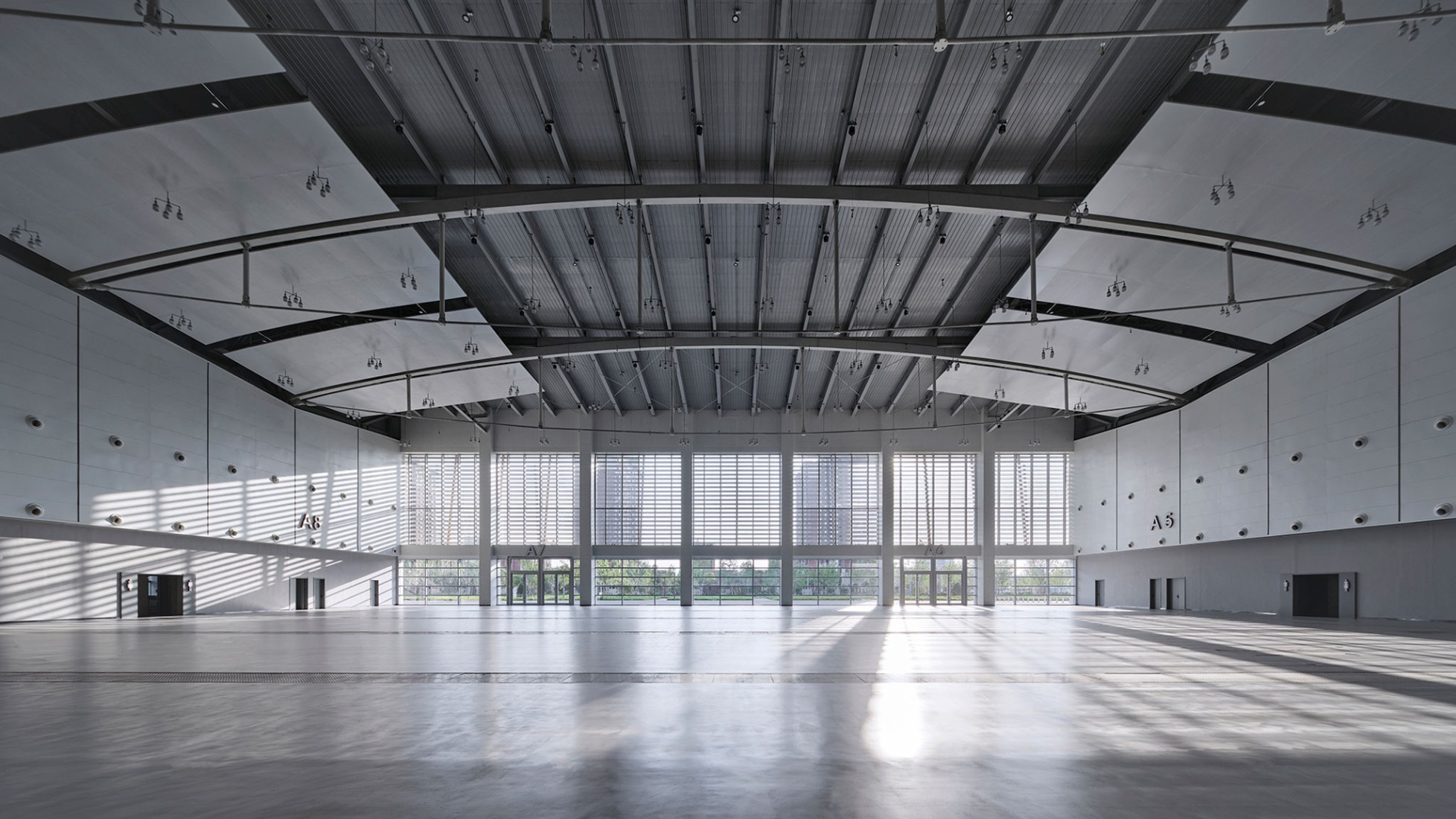 Centro de servicios de comercialización de productos agrícolas del delta del Río Amarillo por UAD. Fotografía por ZY Studio.