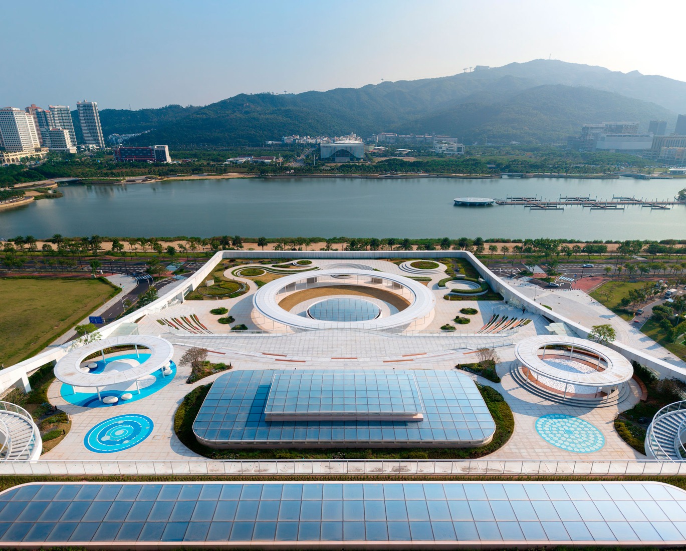 Complejo cultural y artístico de Hengqin por Atelier Apeiron. Fotografía por Hao Zhang.