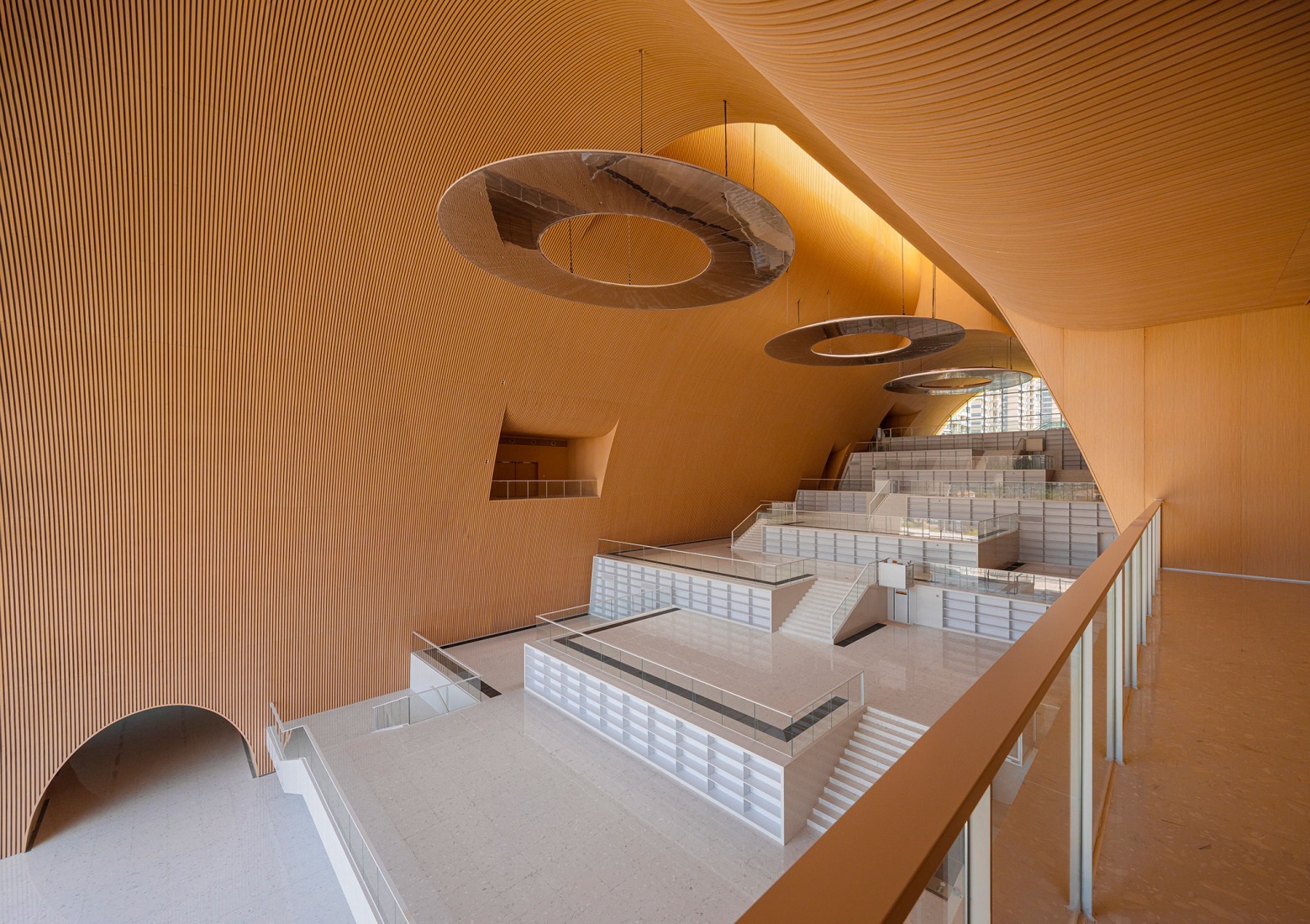 Complejo cultural y artístico de Hengqin por Atelier Apeiron. Fotografía por Schran Image.