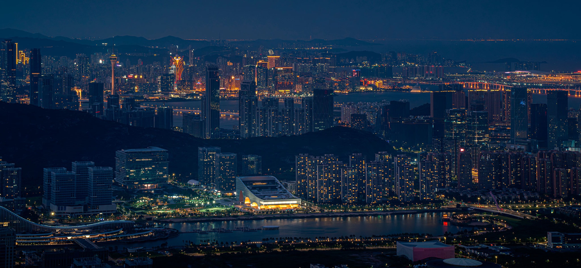 Complejo cultural y artístico de Hengqin por Atelier Apeiron. Fotografía por Yipeng Lv.