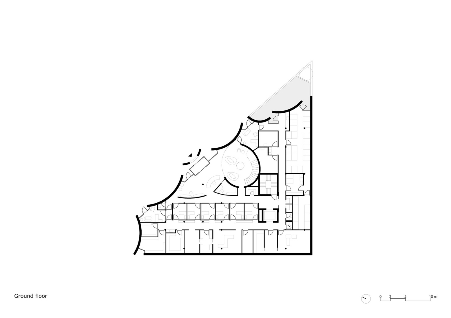 Plano de planta baja. VET HOSPITAL por Davide Macullo Architects.
