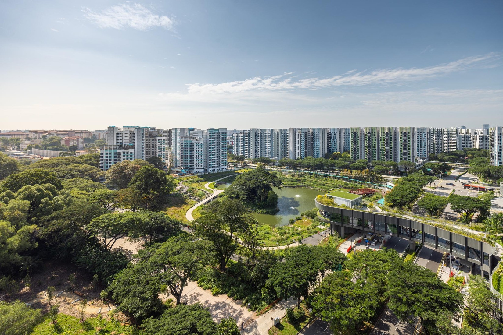 Parque Bidadari por Henning Larsen. Fotografía por Finbarr Fallon.