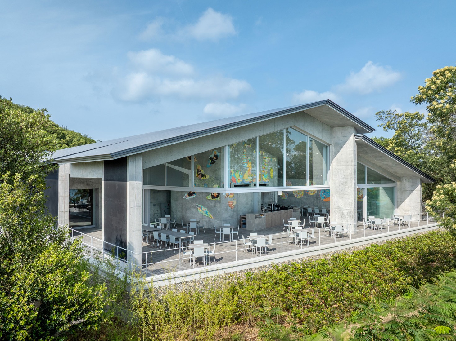 Naoshima Nuevo Museo de Arte por Tadao Ando. Fotografía por GION.