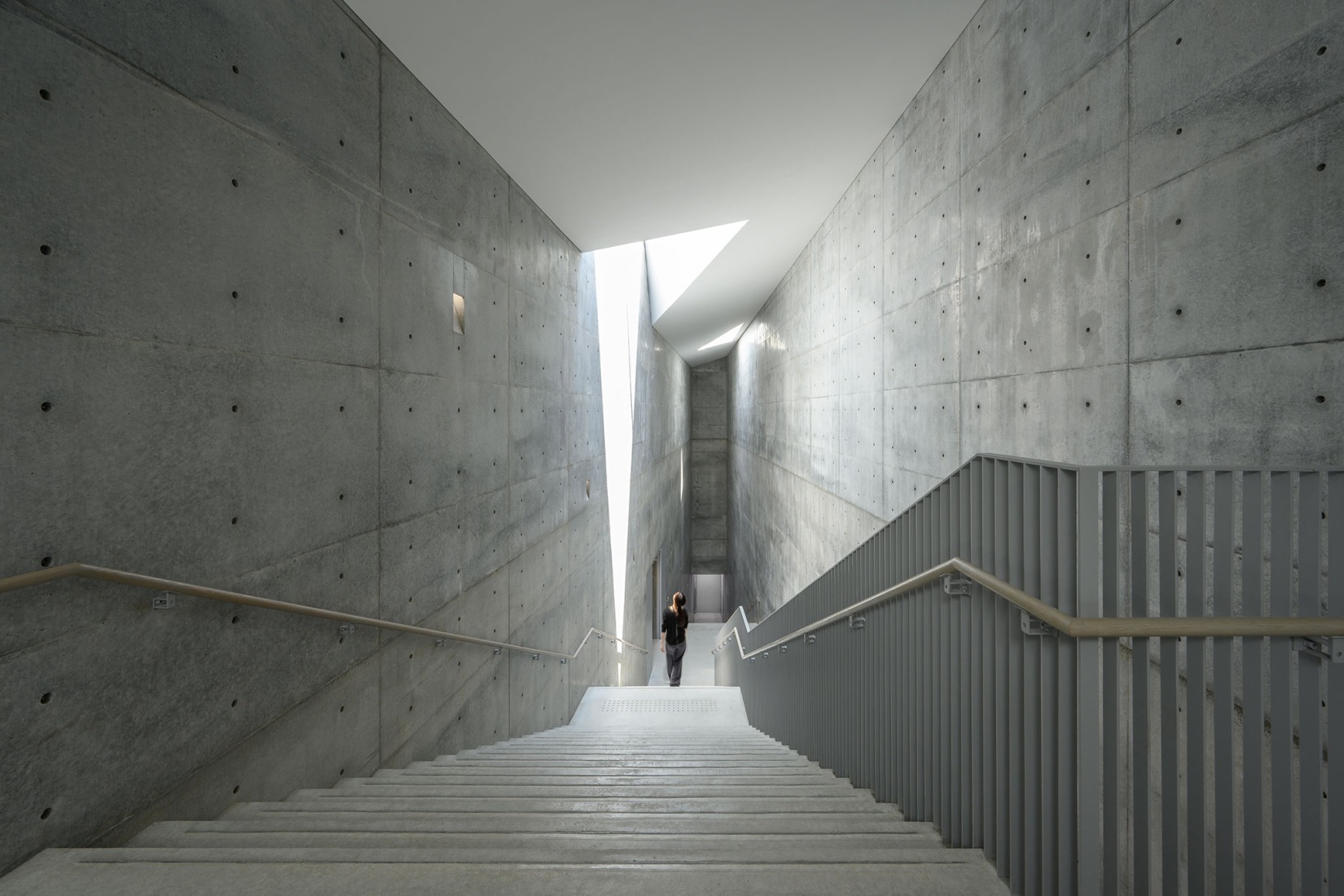 Naoshima Nuevo Museo de Arte por Tadao Ando. Fotografía por GION.