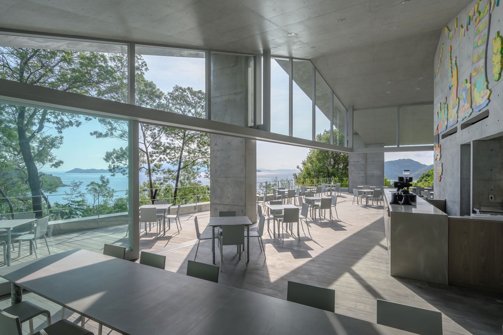 Naoshima Nuevo Museo de Arte por Tadao Ando. Fotografía por GION.