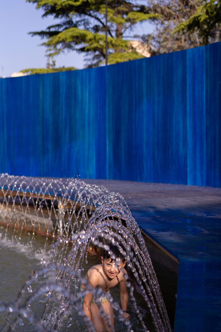 Monumental Splash by SalazarSequeroMedina. Photography by Sara cuerdo.