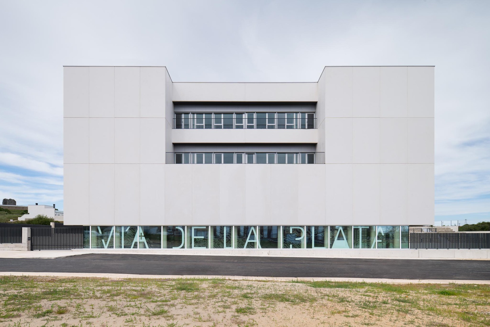 IES Vía de la Plata by ABLM Arquitectos. Photograph by Gabriel Gallegos Alonso.