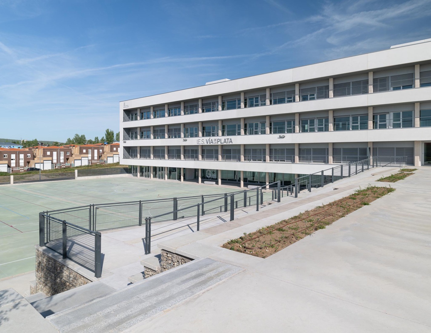 IES Vía de la Plata by ABLM Arquitectos. Photograph by Gabriel Gallegos Alonso.