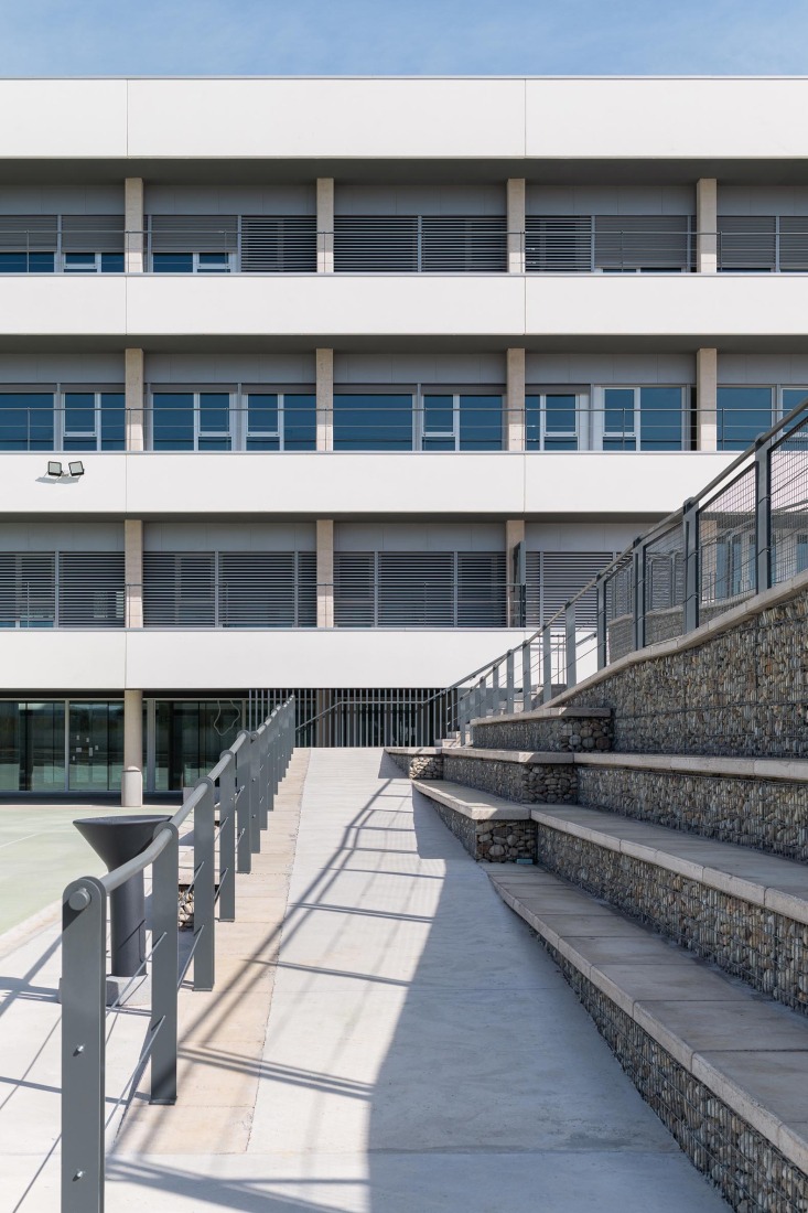 IES Vía de la Plata by ABLM Arquitectos. Photograph by Gabriel Gallegos Alonso.