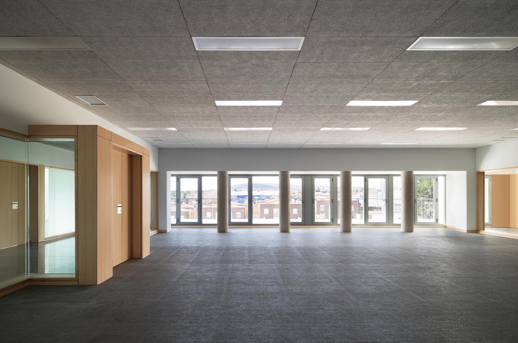 IES Vía de la Plata by ABLM Arquitectos. Photograph by Gabriel Gallegos Alonso.