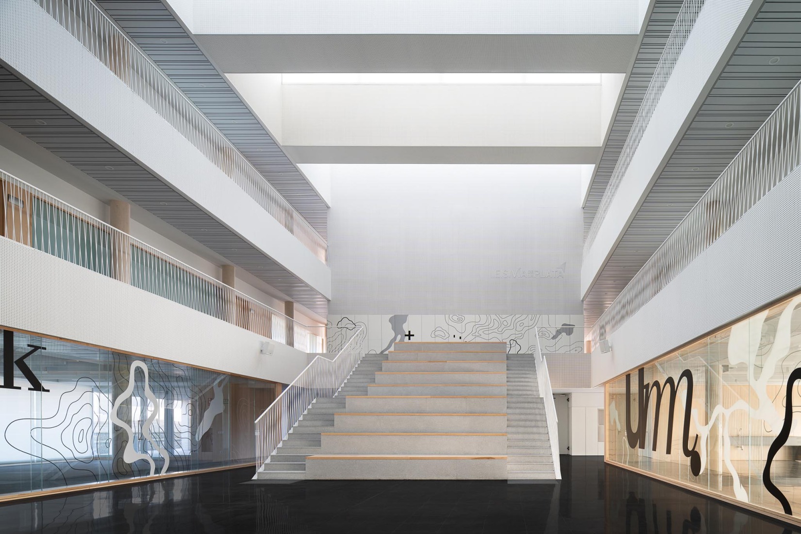 IES Vía de la Plata by ABLM Arquitectos. Photograph by Gabriel Gallegos Alonso.
