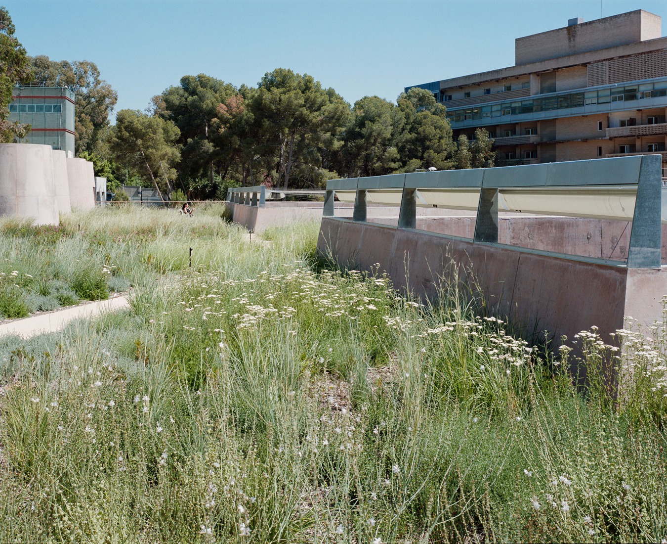 VHIR Vall d’Hebron Campus Research Center by BAAS + ESPINET/UBACH. Photograph by Gregori Civera.