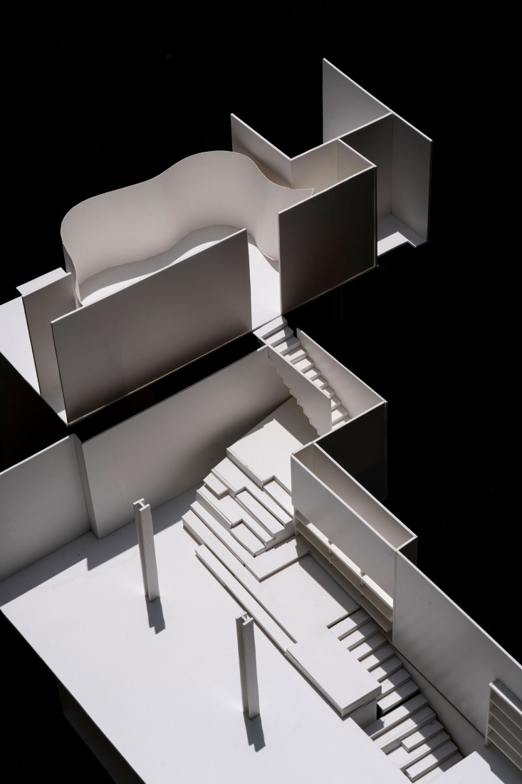 Fotos de maqueta. Tienda MKR Campana por Guillermo Vázquez Consuegra.